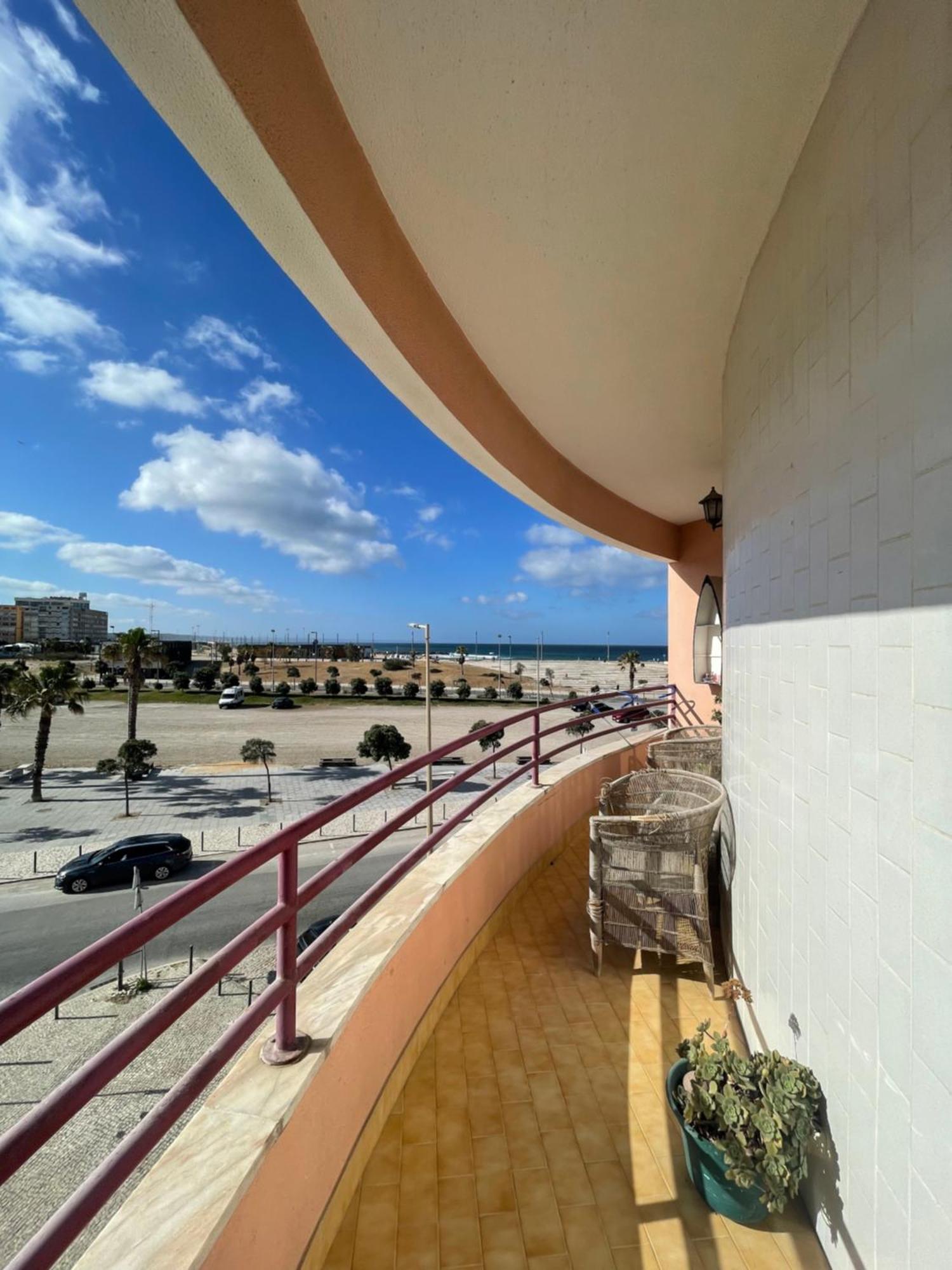 Ferienwohnung Apartamento Vista Praia E Mar- Costa Da Caparica Exterior foto